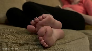 Foot fetish tic yourself deeper into your fetish