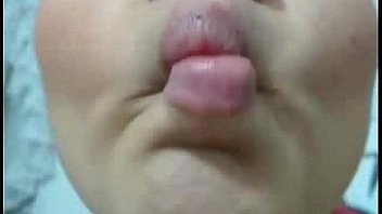 Latin masturbates pussy close up Latin masturbates pussy close up