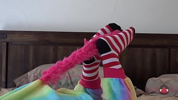 Girl pawg shoes her foot fetish