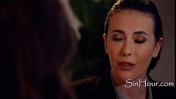 She explores her bdsm fantasies with her therapist She explores her bdsm fantasies with her therapist