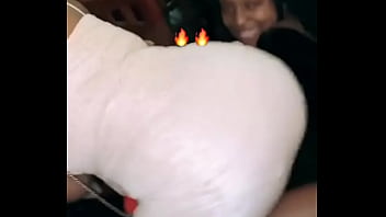 Upskirt twerk Upskirt twerk