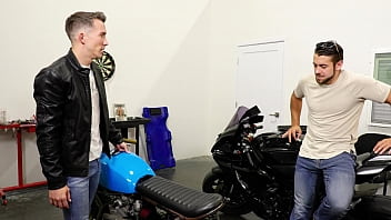 Isaac parker offers up his tight hole Isaac parker offers up his tight hole