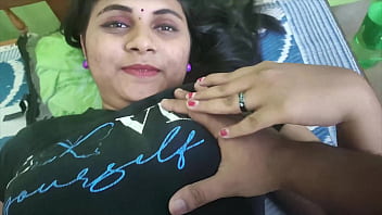 Horny desi couple share sweet kisses and gentle caresses in bed Horny desi couple share sweet kisses and gentle caresses in bed