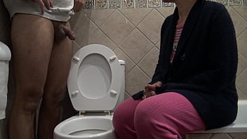 Perverted kinky amateur stepmom loves to watch her stepson piss from his hairy cock Perverted kinky amateur stepmom loves to watch her stepson piss from his hairy cock