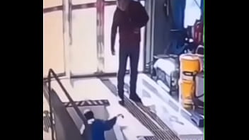 Novinho caindo na mulher Novinho caindo na mulher