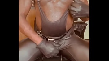 Previewing leather harness muscle in testosterone induced solo sex show Previewing leather harness muscle in testosterone induced solo sex show