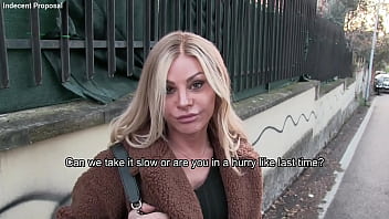 Accetta 1000€ e si fa sfondare il culo l'italiana calda english subtitles Accetta 1000€ e si fa sfondare il culo l'italiana calda english subtitles