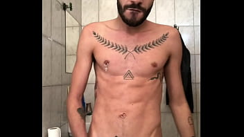 Come here and geta cumshot Come here and geta cumshot