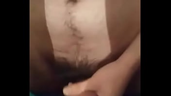 Masturbandome hasta venirme Masturbandome hasta venirme