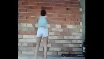 Novinha dançando funk sensuall Novinha dançando funk sensuall