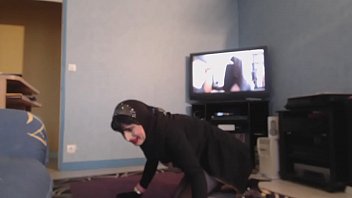 Arabic milf big boobs in pantyhose Arabic milf big boobs in pantyhose