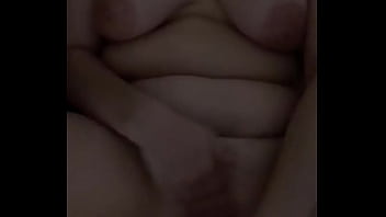 Marido filma esposa se masturbando Marido filma esposa se masturbando