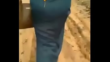 Mom ass big ass shaiking Mom ass big ass shaiking