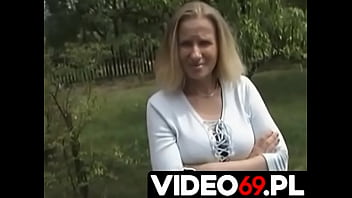 Polskie filmy erotyczne podniecająca mamuśka z działki Polskie filmy erotyczne podniecająca mamuśka z działki