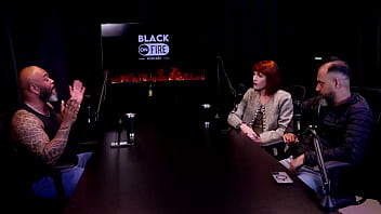 Foi vendado em uma cena tudo mudou nesses últimos dois anos e virou uma marca e a revista sexy reh queen & kstro watch sheer red