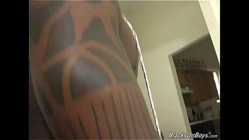 First timer whiteboi gets penetrated by a black schlong First timer whiteboi gets penetrated by a black schlong