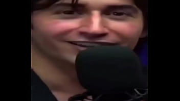 Comi ela e ela disso isso