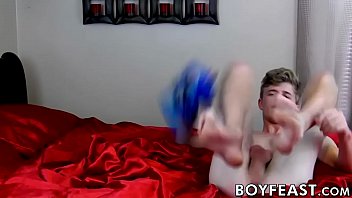 Wild twink masturbates and stuffs dildo Wild twink masturbates and stuffs dildo