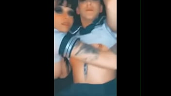 Transando muito com essa ninfeta