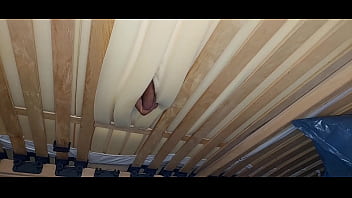 Ma fut cu salteaua si ejaculez spermă in ea partea 2 Ma fut cu salteaua si ejaculez spermă in ea partea 2