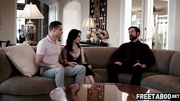 Unbelievably gorgeous gold digger cheats & gets dped by her rich boyfriend and boyfriend's dad Unbelievably gorgeous gold digger cheats & gets dped by her rich boyfriend and boyfriend's dad