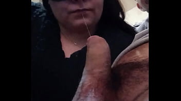 Chupetona mamando babsosa con mascara Chupetona mamando babsosa con mascara
