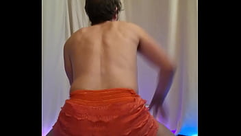 Ass shaking Ass shaking