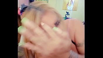 Carolina la mas mamona Carolina la mas mamona