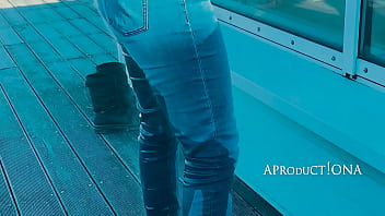 Aleya sun wetting jeans in the shopping mall Aleya sun wetting jeans in the shopping mall