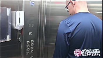 Examinou o paciente após cirurgia peniana cai de boca e dei minha buceta gostoso l completo no sheer e x-red