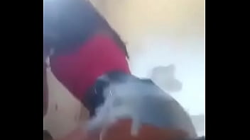 Novinha delícia de roupa