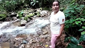 Me follo a mi suegra en diferentes partes de nuestra ciudad - historia completa - porno en español
