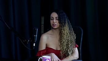 Começou pra deixar de ser clt não faz hard é hétero mas grava com mulheres e é acompanhante - charllottye sheer red