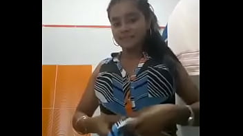 Mulher safada marido sai pro mercado ela manda video