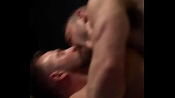 Muscle hunks get hot heavy and heated passionate kissing soon gets hot hard heavy with whaite lifter i s