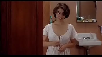 Alyssa milano