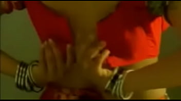 Changing blouse n huge cleavage - kathara