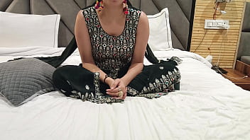 Cheating indian bhabhi gets her big ass fucked by devar indian village desi bhabhi ki devar ke sath mast desi chudai xxx