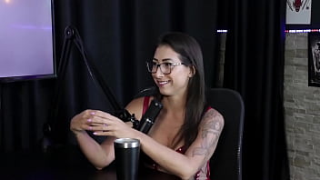 Fazia conteúdo lésbico tem vergonha de ver seus vídeos já fez menage e o fetiche que ela recusou foi - luciana picchi sheer red