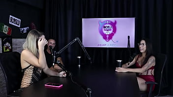 Fazia conteúdo lésbico tem vergonha de ver seus vídeos já fez menage e o fetiche que ela recusou foi - luciana picchi sheer red