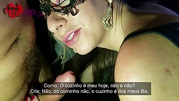 Cristina almeida no glory hole 5 em seu terceiro filme sexo no pelo com gozada dentro do cú e da buceta e muita porra na boquinha corninho gravou toda a ação enquanto era xingado por ela