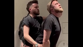 Public bareback balls deep fucking with ldncruisingboy he pounded me so good & proper loaded my ass love how cl
