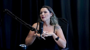 Começou recente com conteúdo pornô trabalhava com turismo fez uma dp e o cliente que queria um encontro - agatha mama watch sheer red
