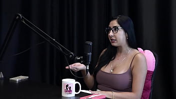 Sua live vazou no xvideos era desvalorizada no casamento deu dicas para quem quer iniciar e a vida pessoal fica reprimida - renatinha melo watch sheer red