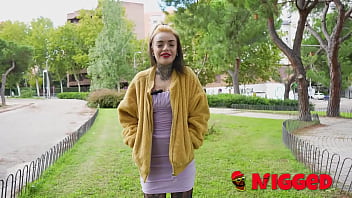 My first anal i'm lady medusa and today i want a big-dick black guy to fuck my ass do you think i can do it watch it on nigged