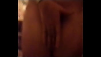 Señora sexy bailando para su amante