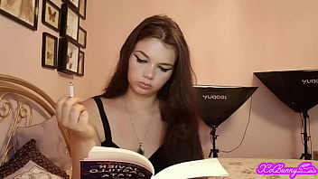 Mistress xo bunny thick layna brunette with green eyes smokes while ignoring you unworthy slave