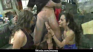 Amateur has sex for some quick cash 4