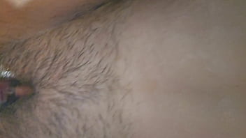 Garota do job' espetacular lambuza meu pau com porra da sua buceta e me faz ter uma enorme gozada