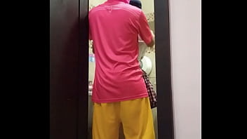 Student goes to the bathroom and meets the classmate the male warms her up and convinces her that it is better to have sex than to be thinking about the bad grade
